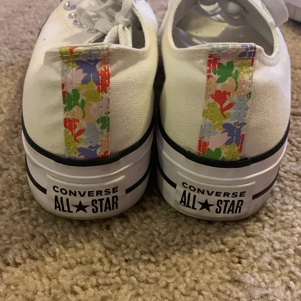Cream/white platform converse - Picture 2 of 4